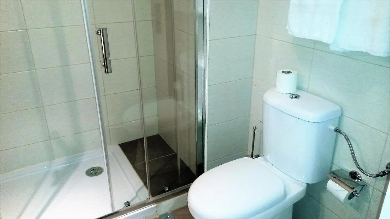 Torre 6- Vista Cidade, Aconchegante, 80Mt Praia, Wifi Quarteira Apartment