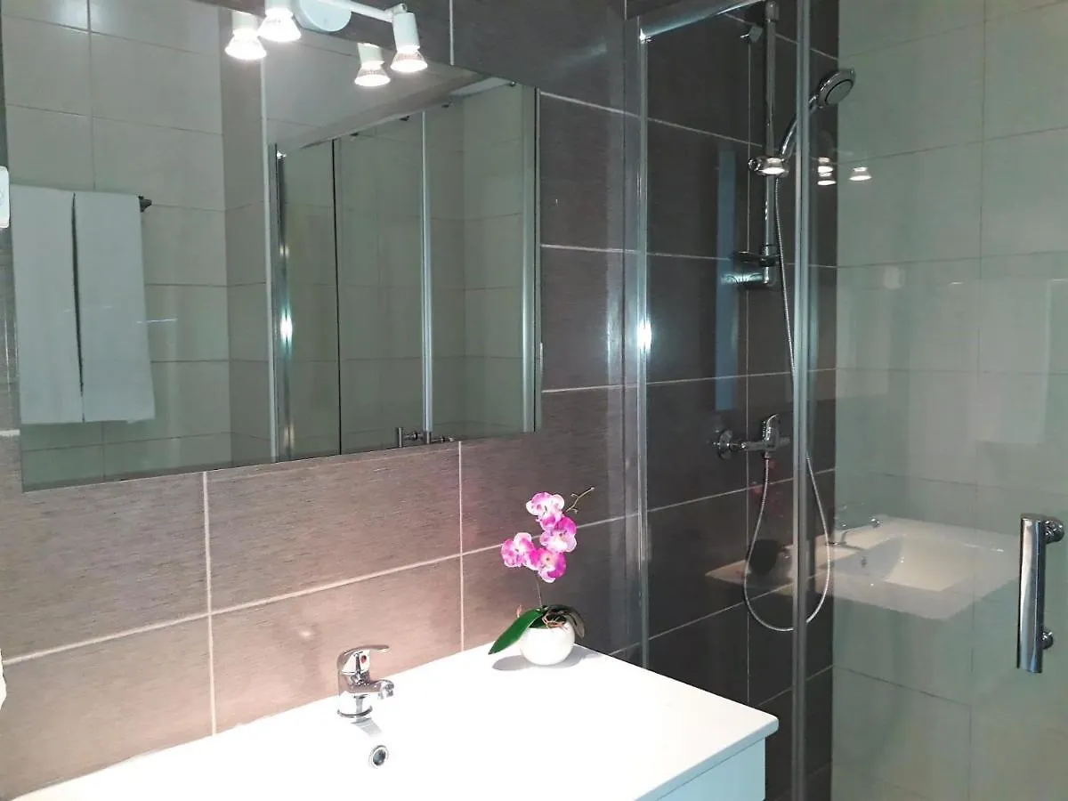 Torre 6- Vista Cidade, Aconchegante, 80Mt Praia, Wifi Quarteira